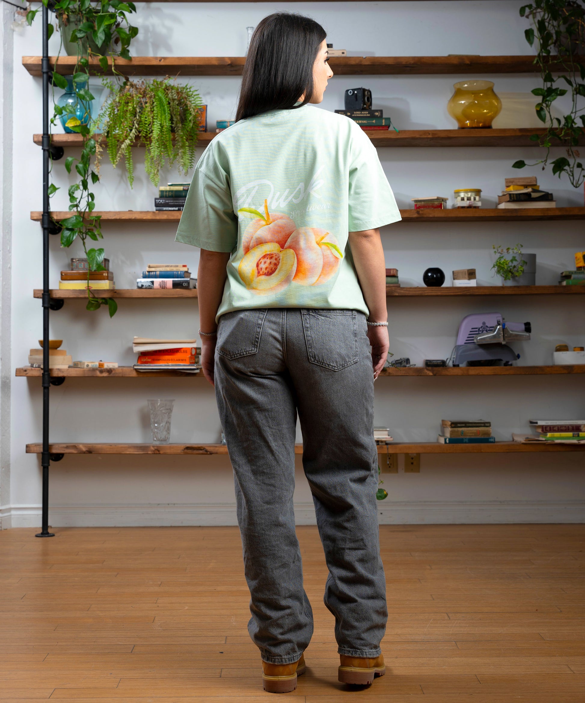 13.The Summer Edition Peach Tee